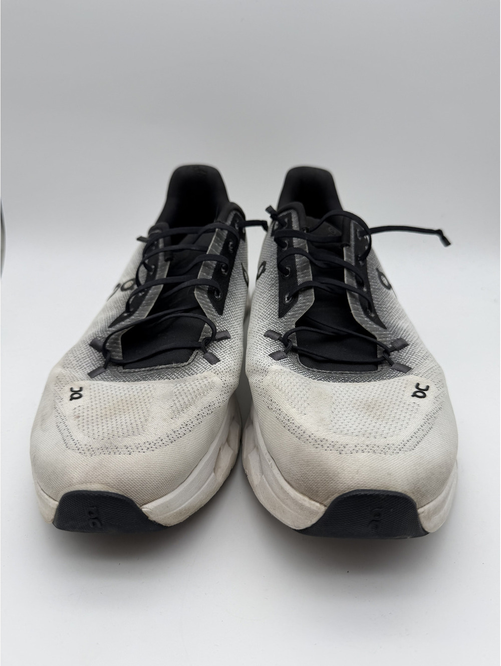 On Running Cloudnova White and Black Athletic Shoes Size 10.5